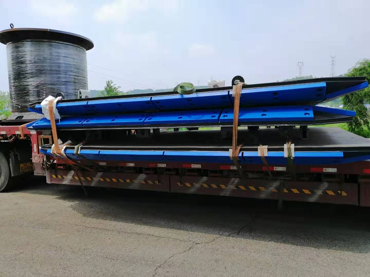 Closed Open Fender Panel