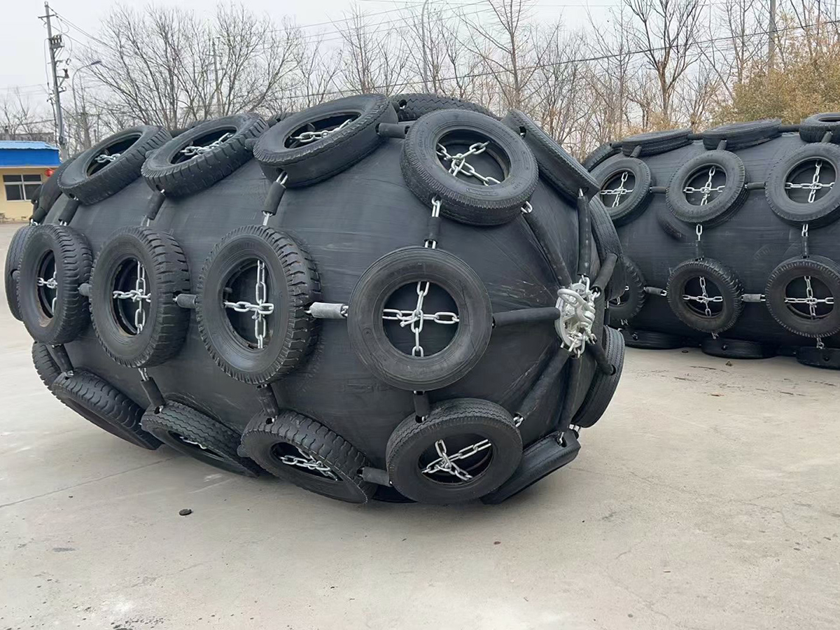 Pneumatic Rubber Fender