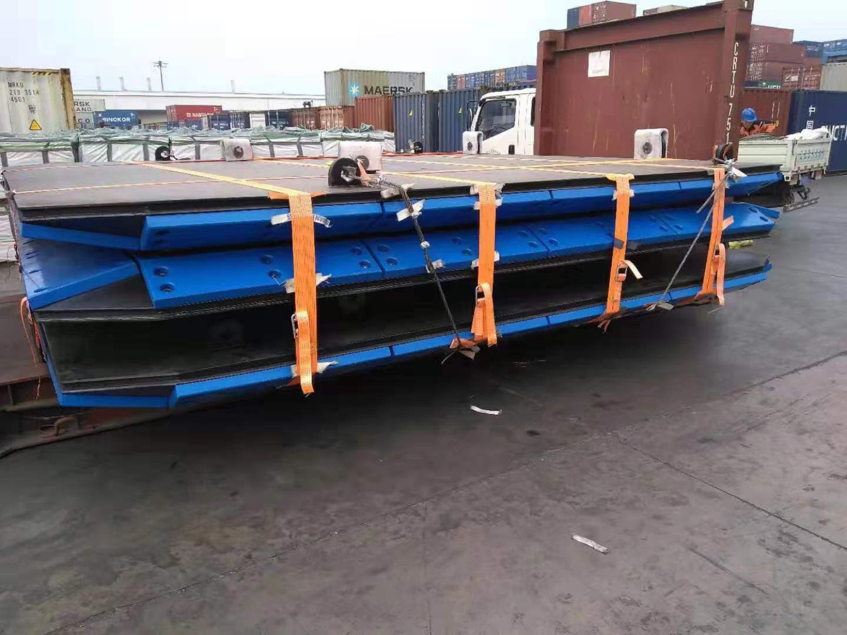 Closed Open Fender Panel