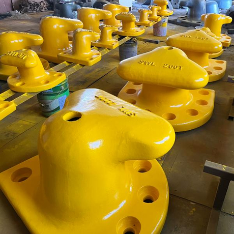 Cast Steel mooring bollard.jpg